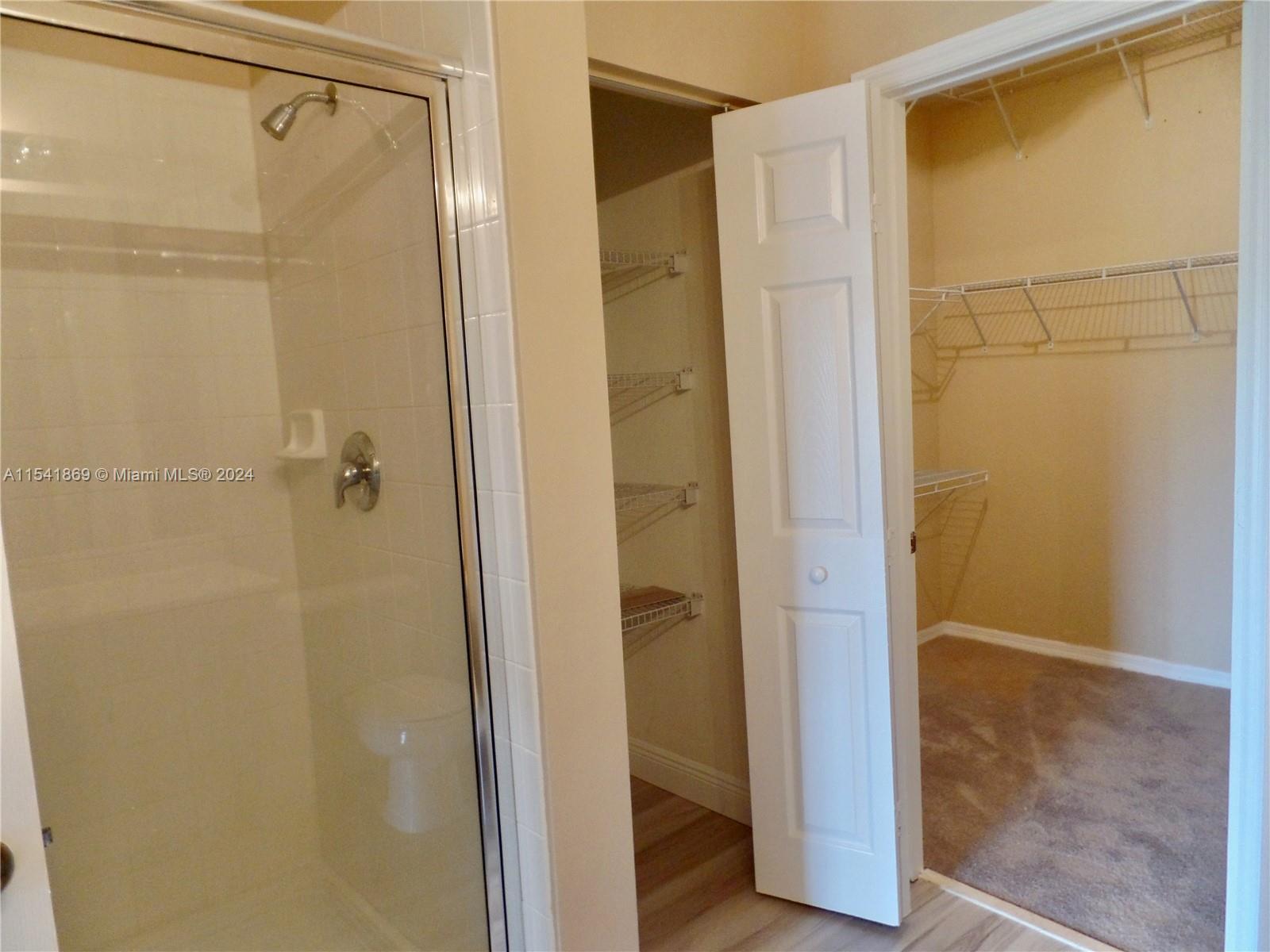 BANYAN BAY CONDO - Residential Lease