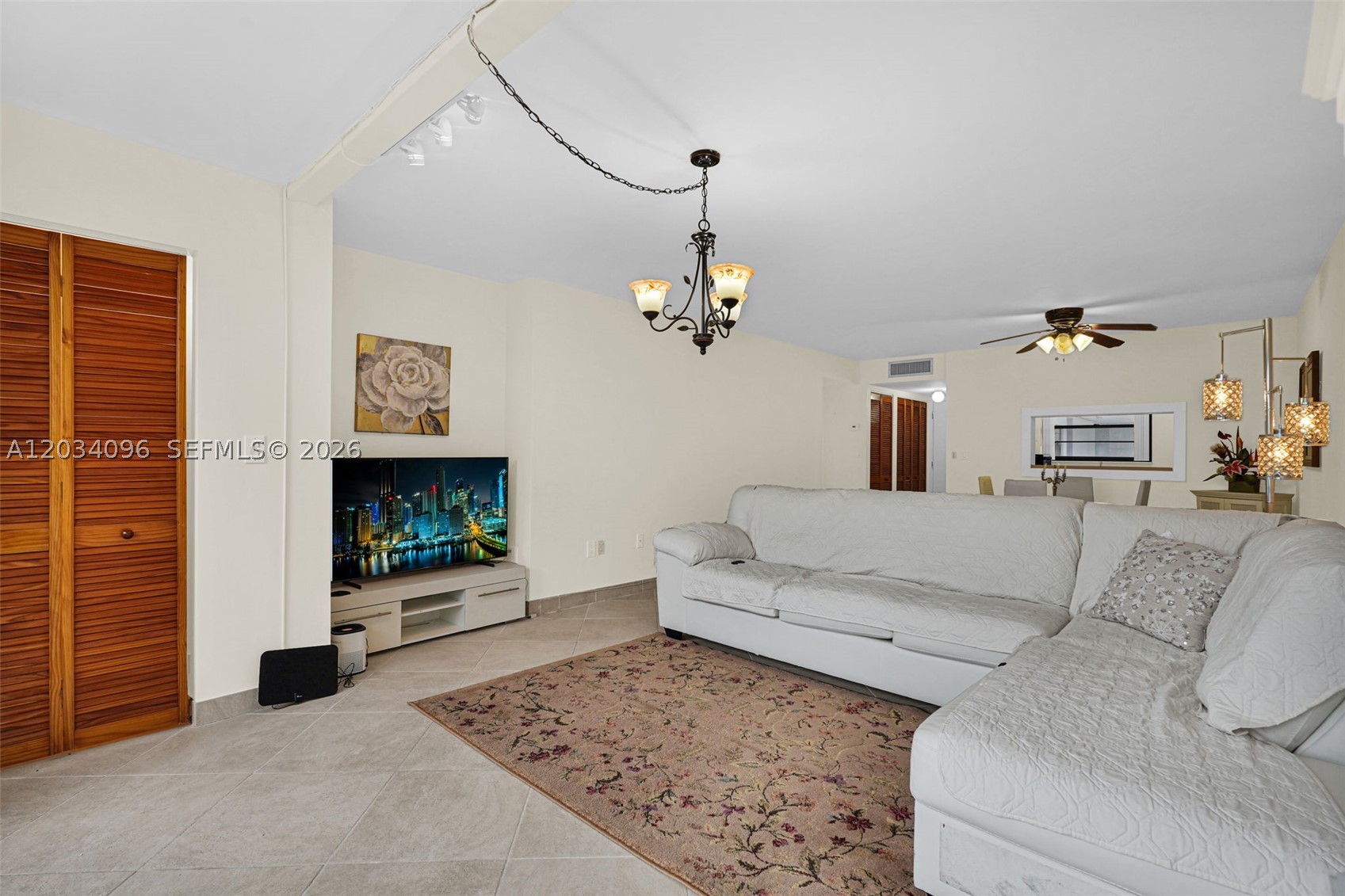 GARDENS OF KENDALL SO CON - Residential Lease