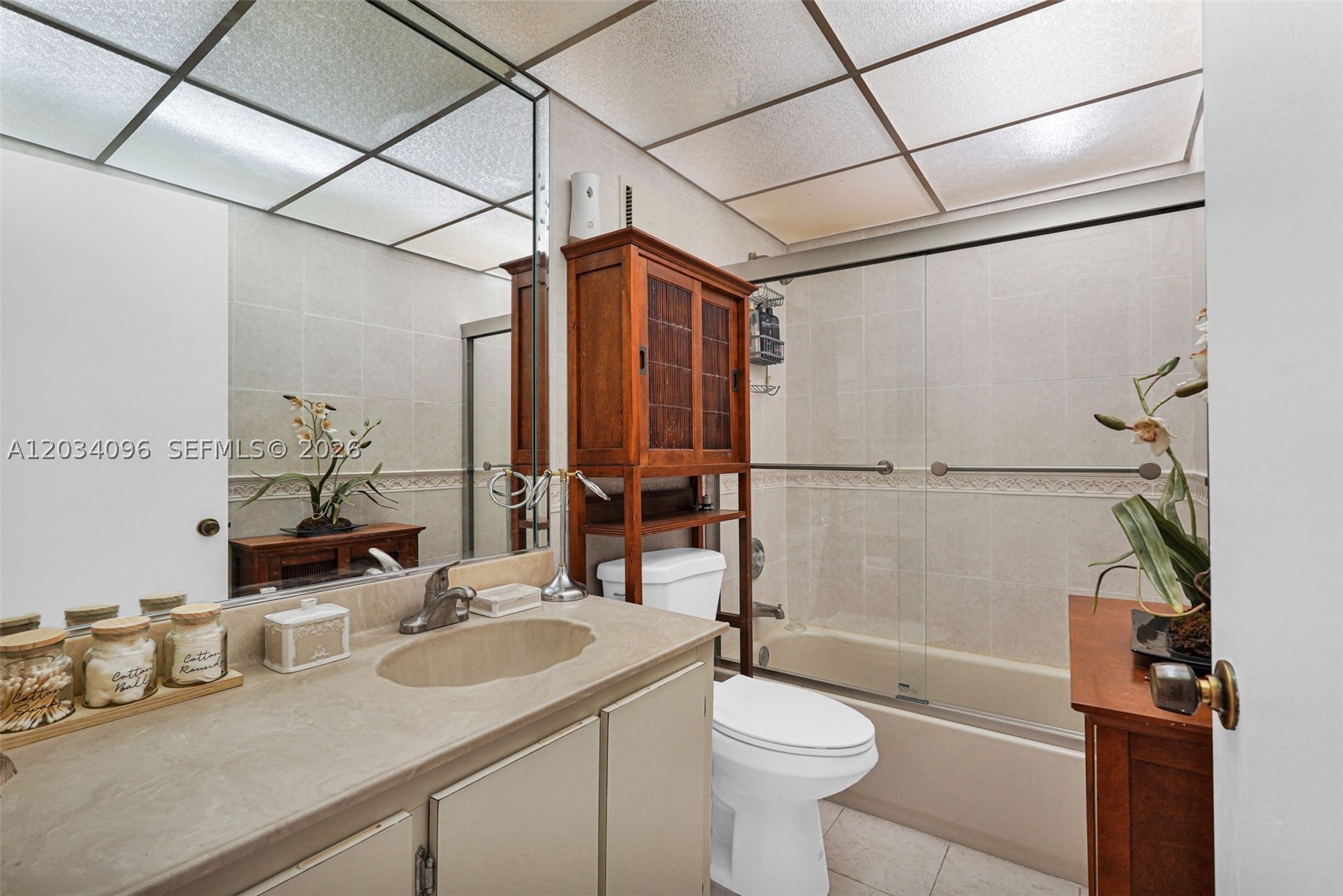GARDENS OF KENDALL SO CON - Residential Lease