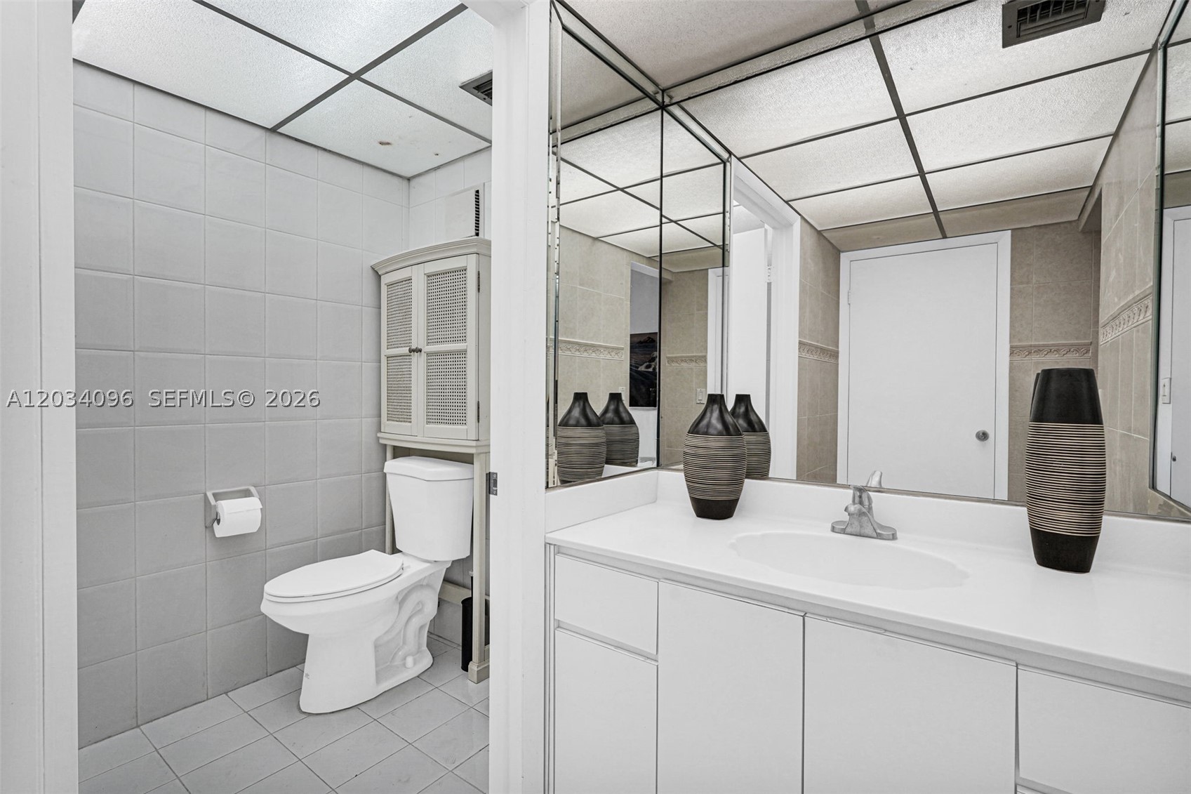 GARDENS OF KENDALL SO CON - Residential Lease