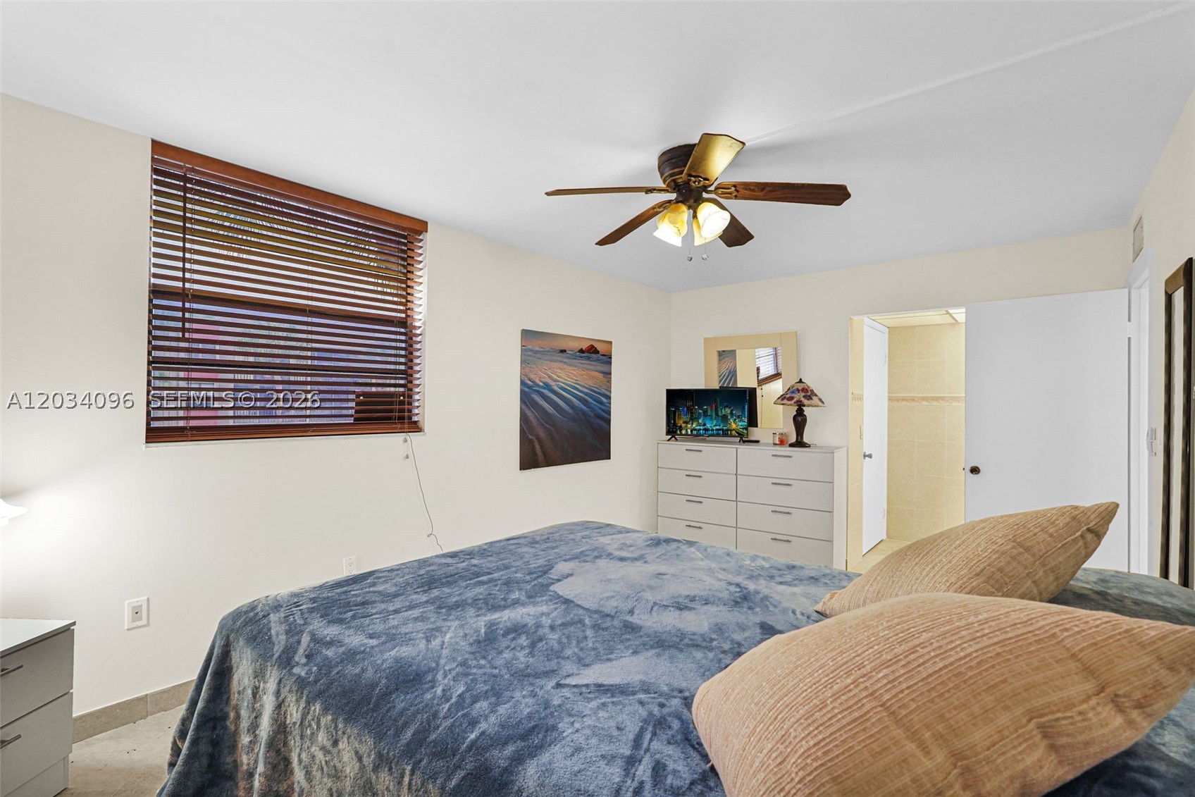 GARDENS OF KENDALL SO CON - Residential Lease