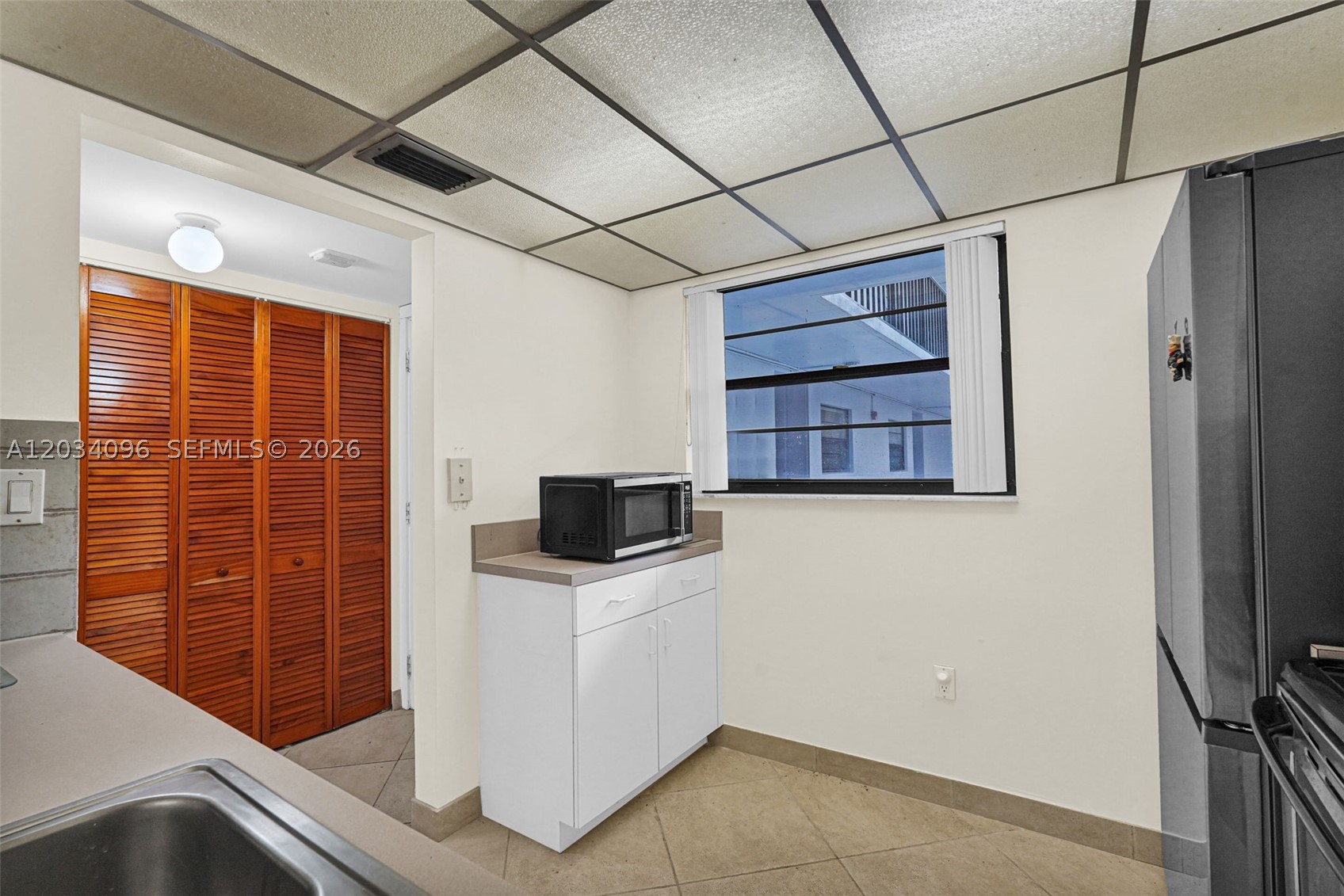 GARDENS OF KENDALL SO CON - Residential Lease