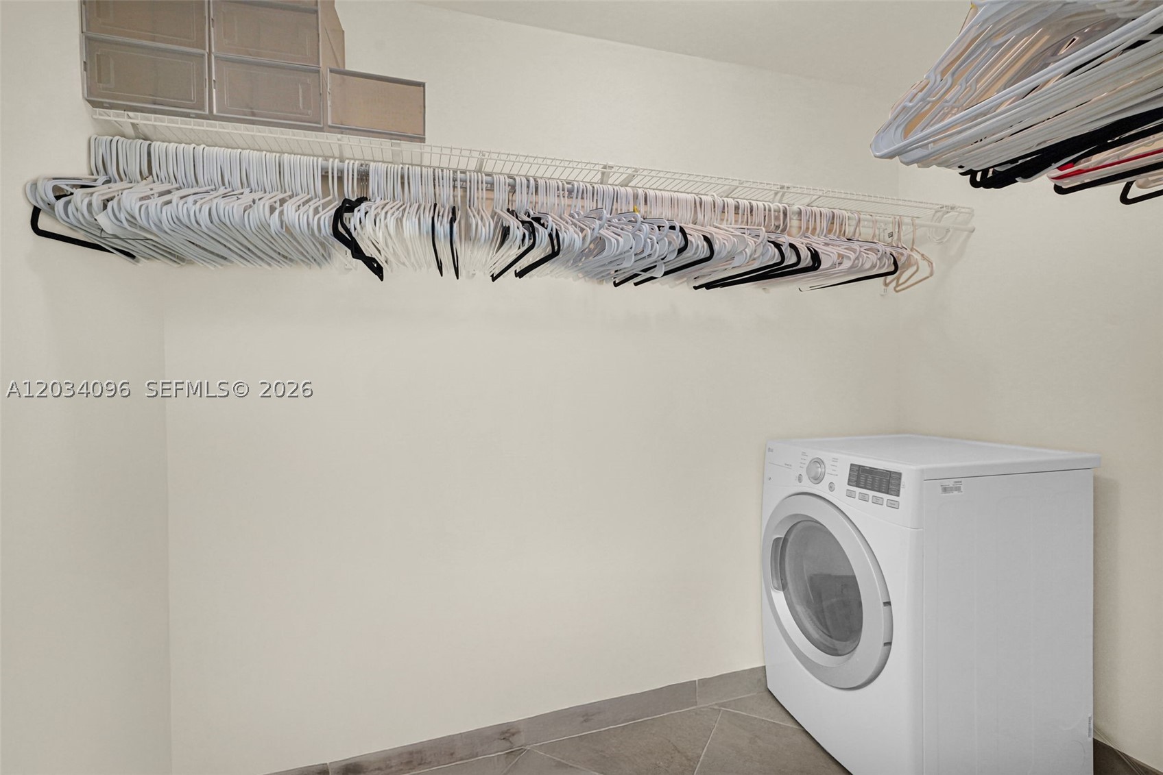 GARDENS OF KENDALL SO CON - Residential Lease