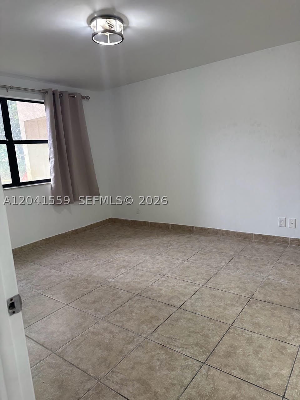LAS VISTAS AT DORAL CONDO - Residential Lease