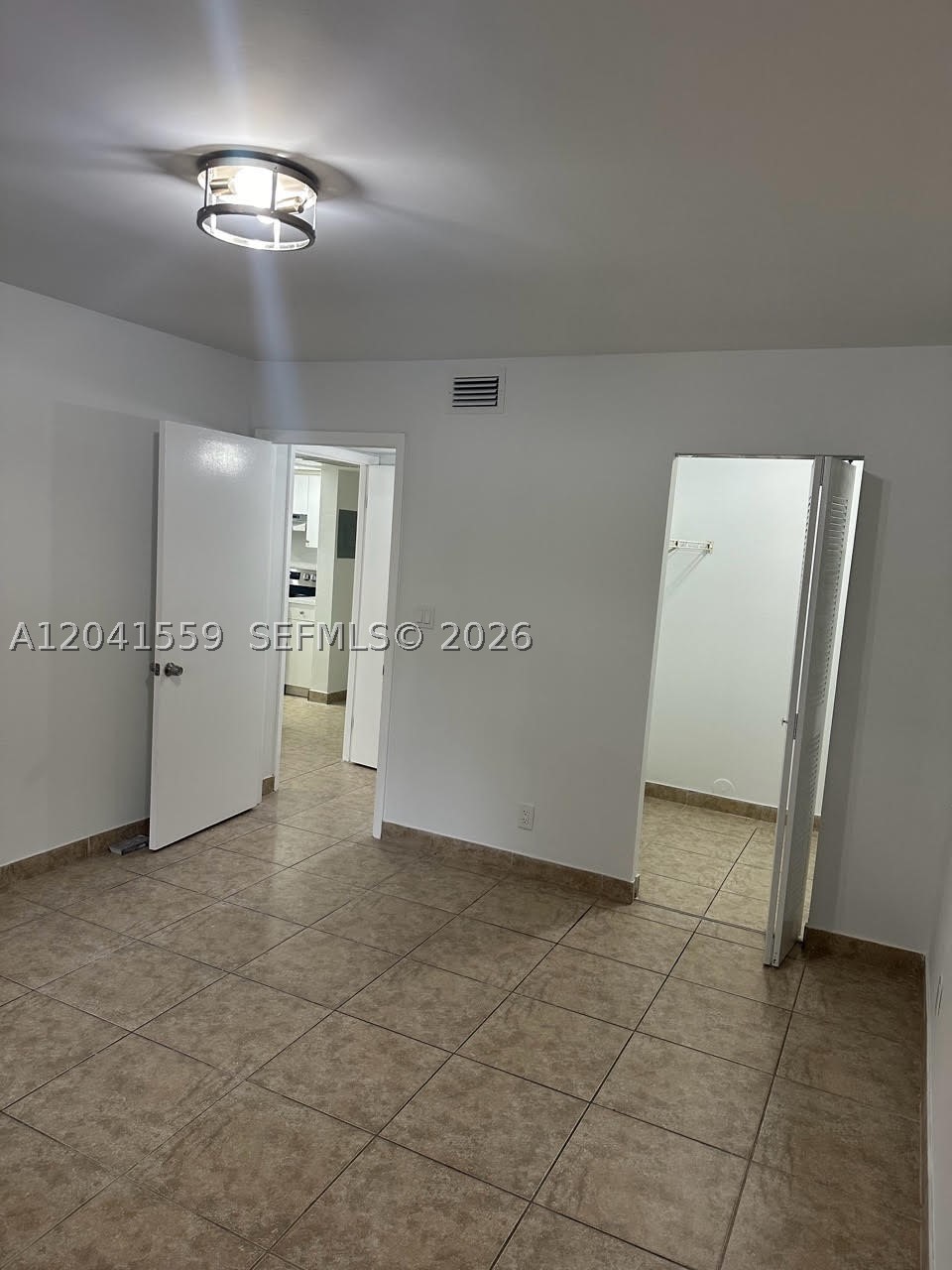 LAS VISTAS AT DORAL CONDO - Residential Lease
