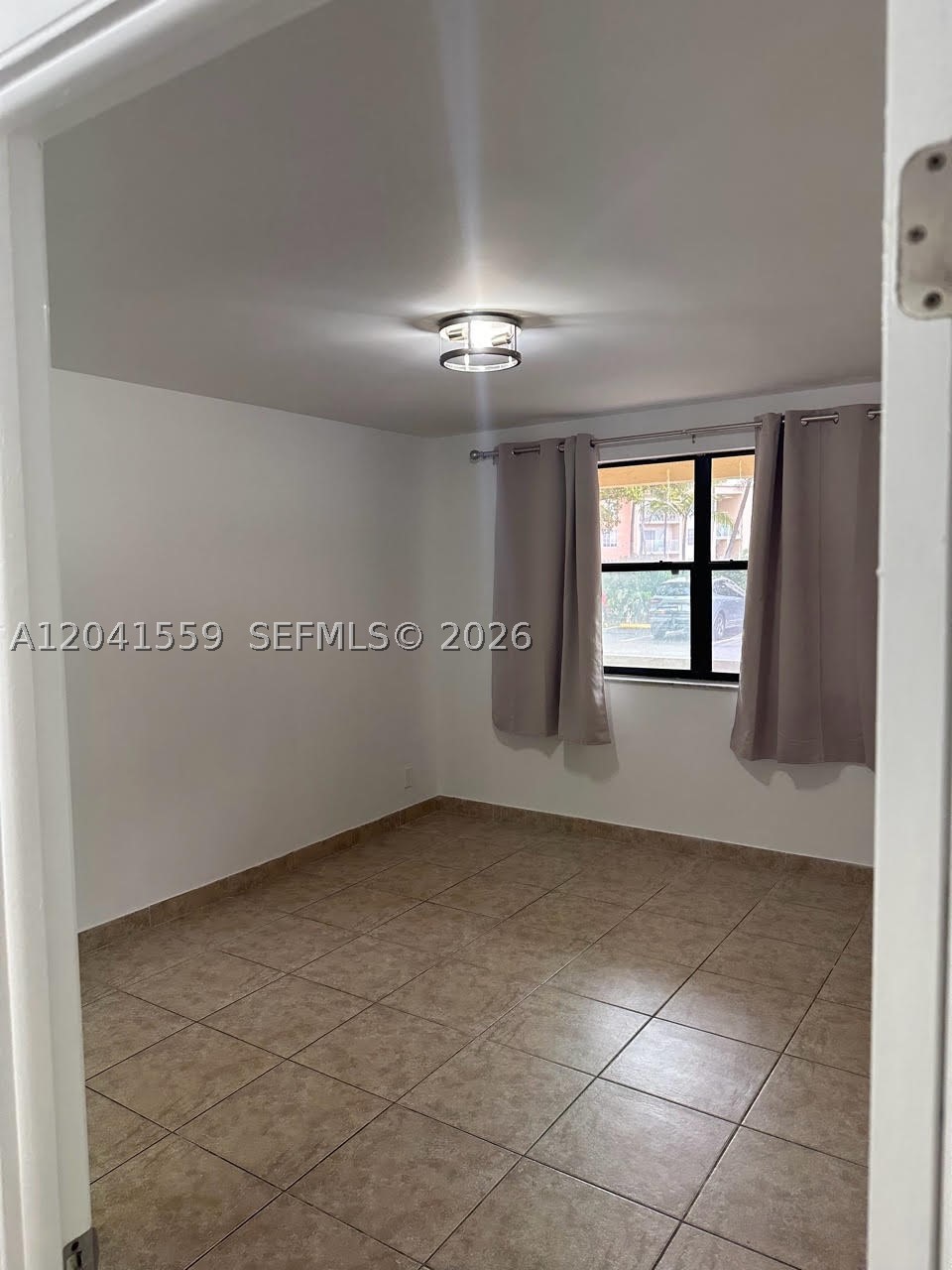 LAS VISTAS AT DORAL CONDO - Residential Lease