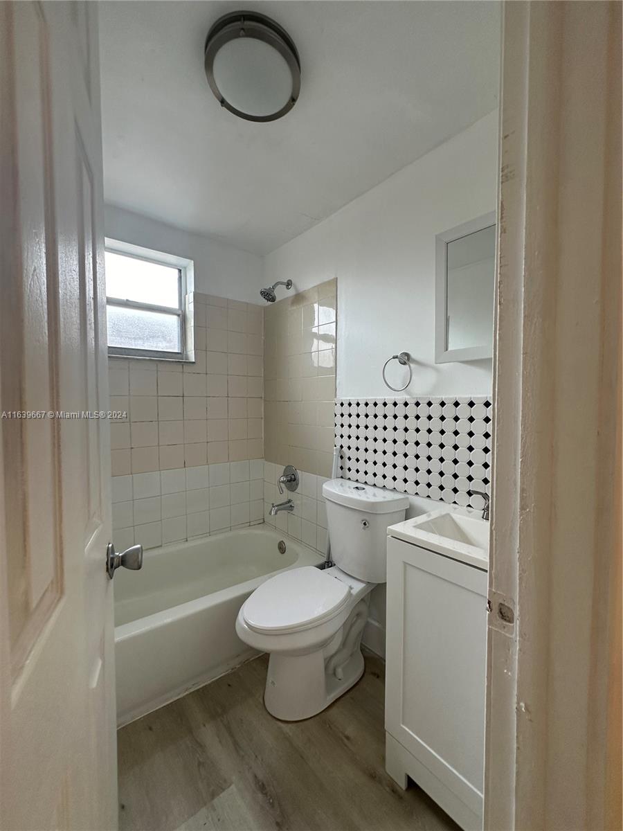 HAVANA MOON CONDO - Residential Lease