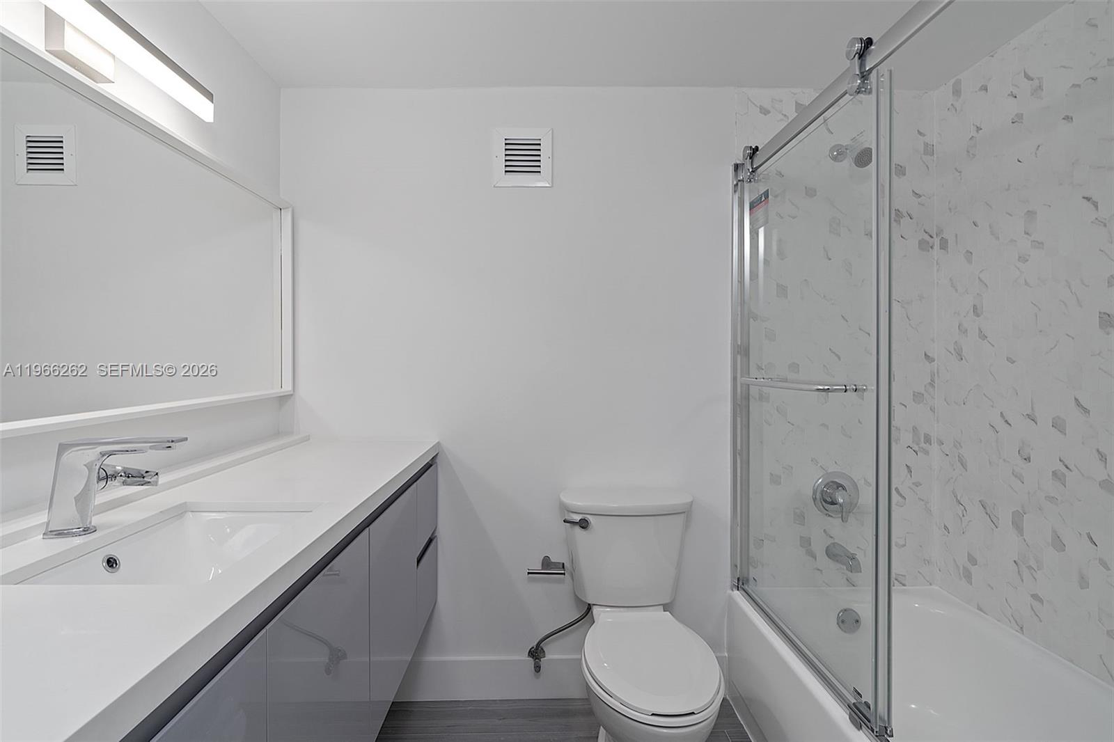 MIRADOR 1200 CONDO - Residential