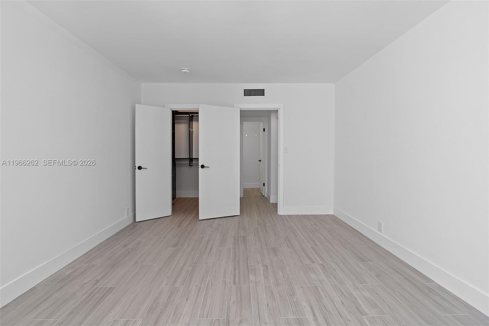 MIRADOR 1200 CONDO - Residential