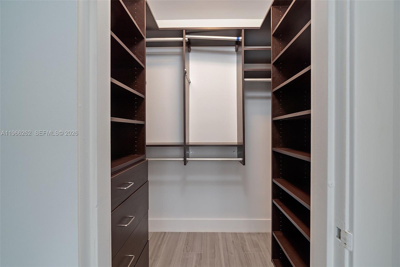 MIRADOR 1200 CONDO - Residential