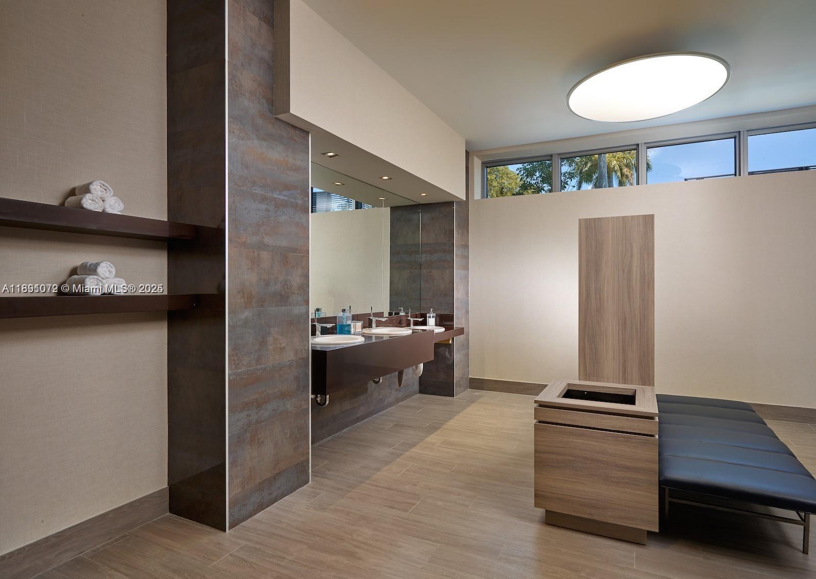 MARINA PALMS RESIDENCES N - Residential