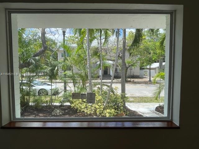 SHADOWLAWN - Residential Lease