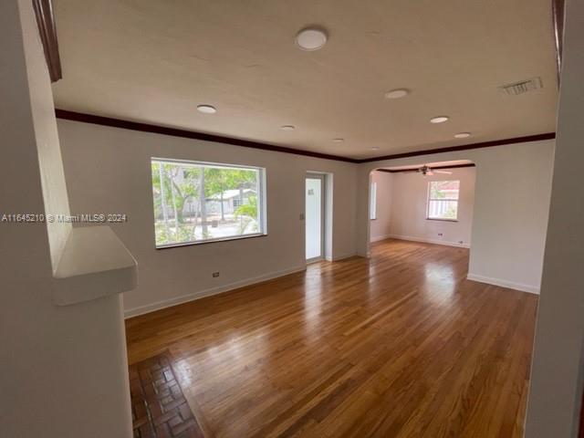 SHADOWLAWN - Residential Lease