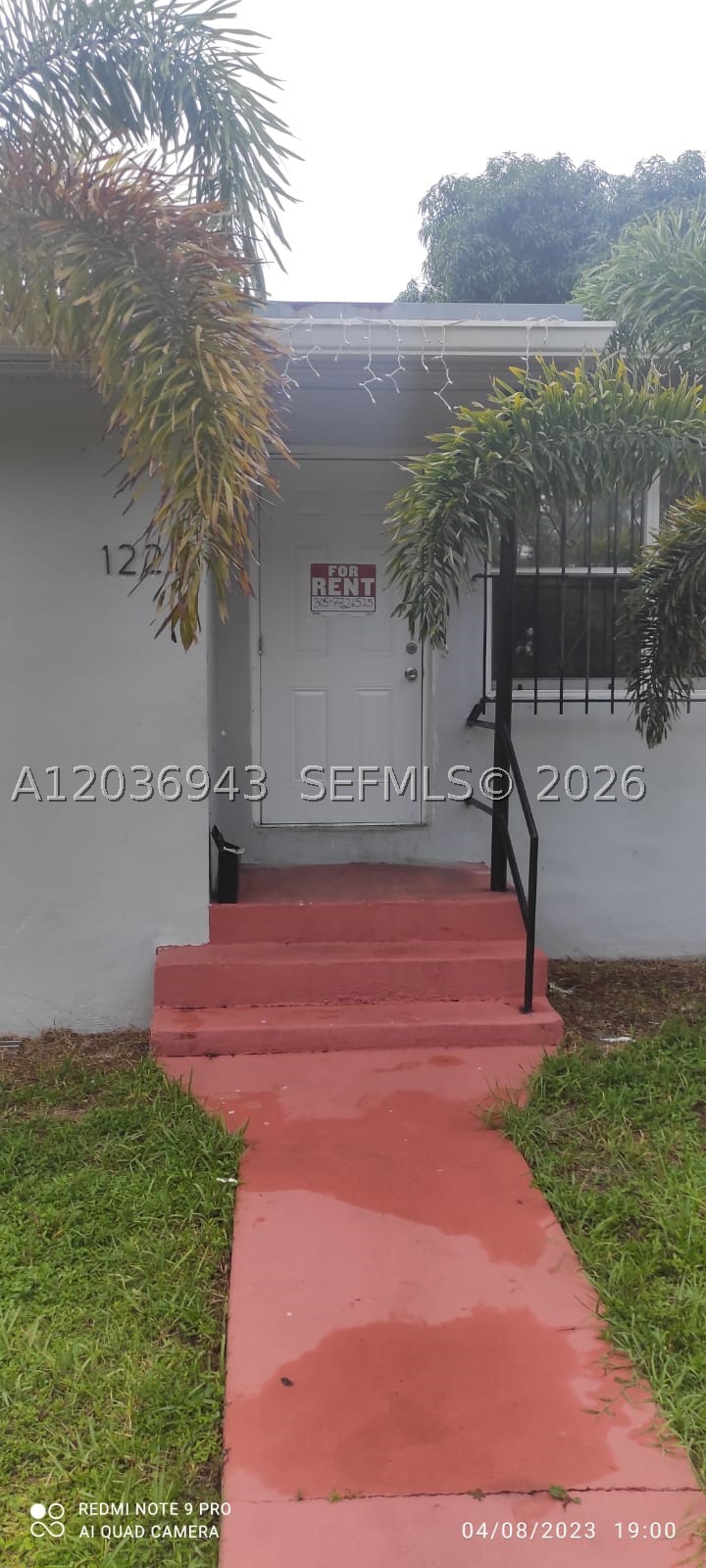 BREEZY HEIGHTS Sunkist - Residential
