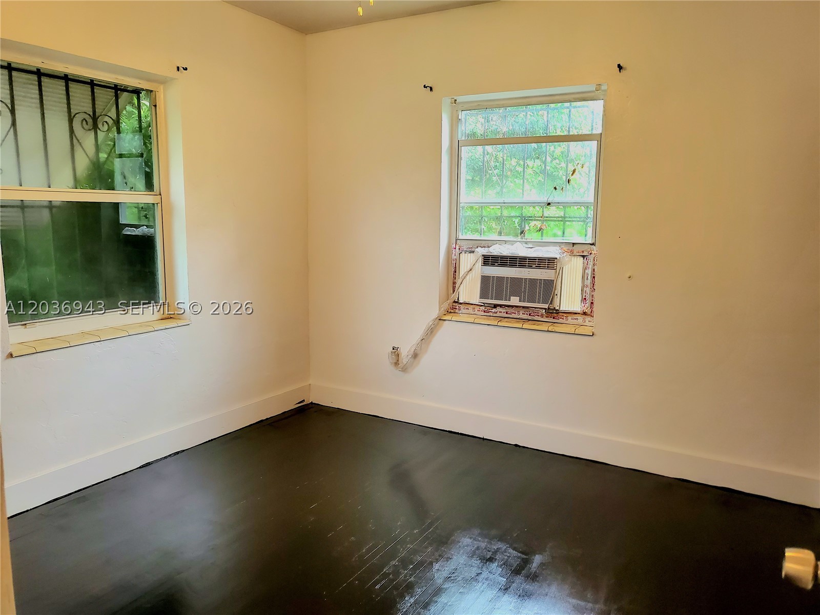 BREEZY HEIGHTS Sunkist - Residential
