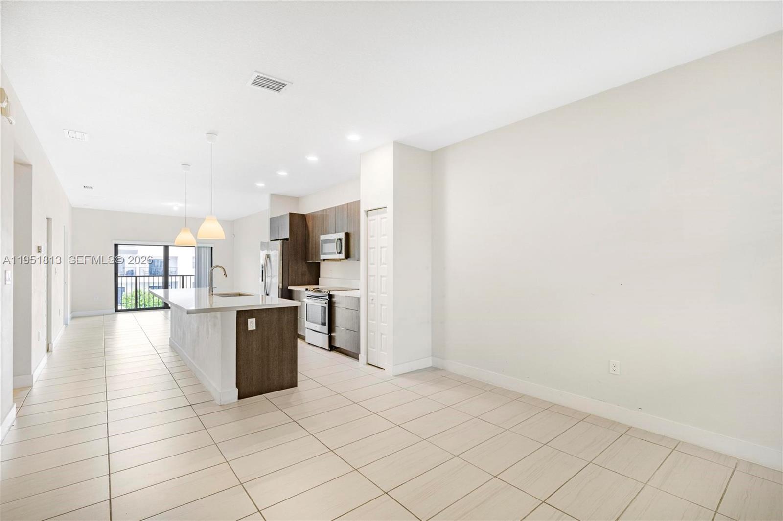 Apex at Park Central - Residential