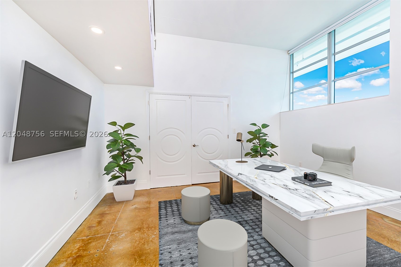 SPACE 01 CONDO - Residential Lease