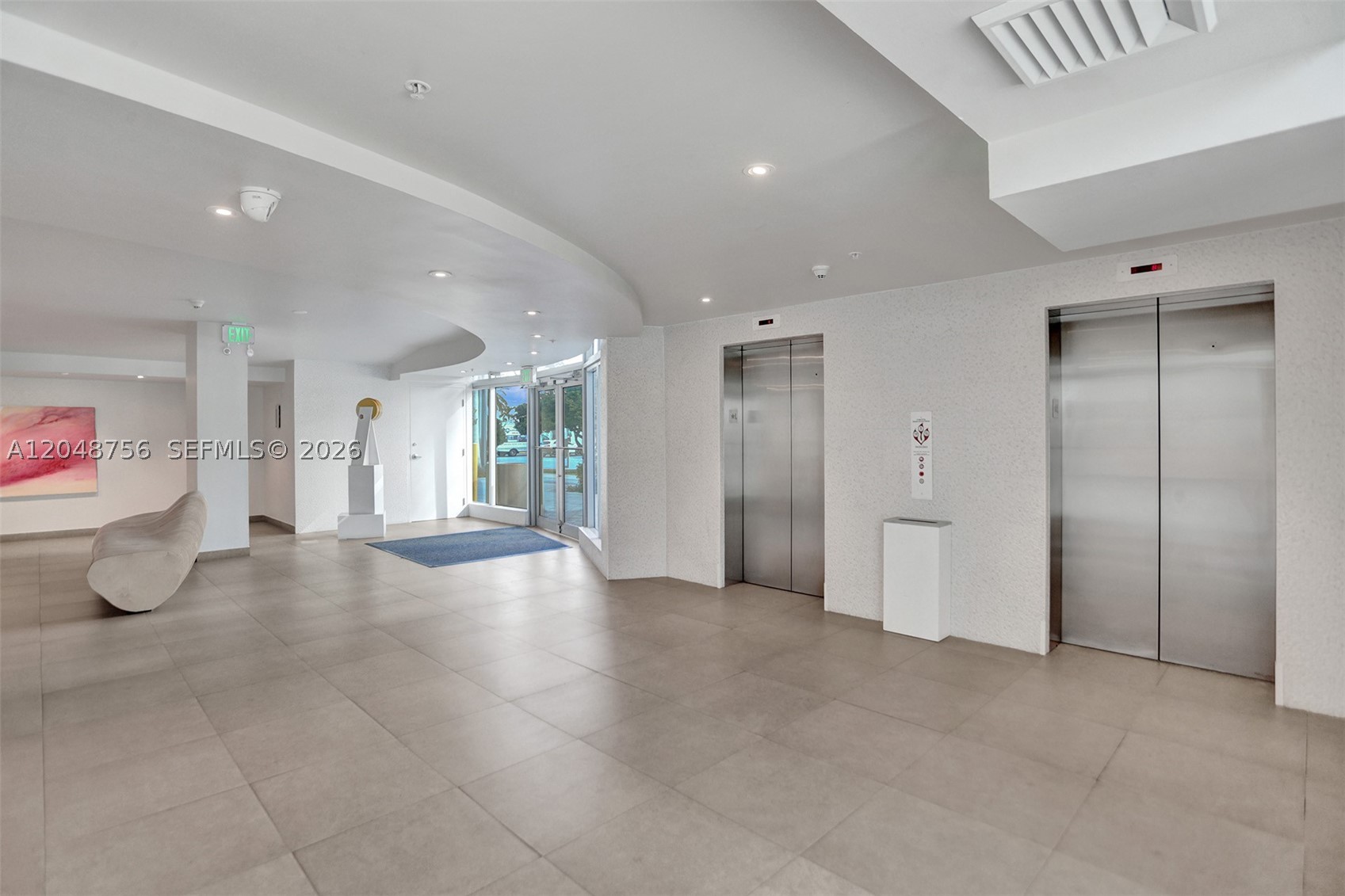 SPACE 01 CONDO - Residential Lease