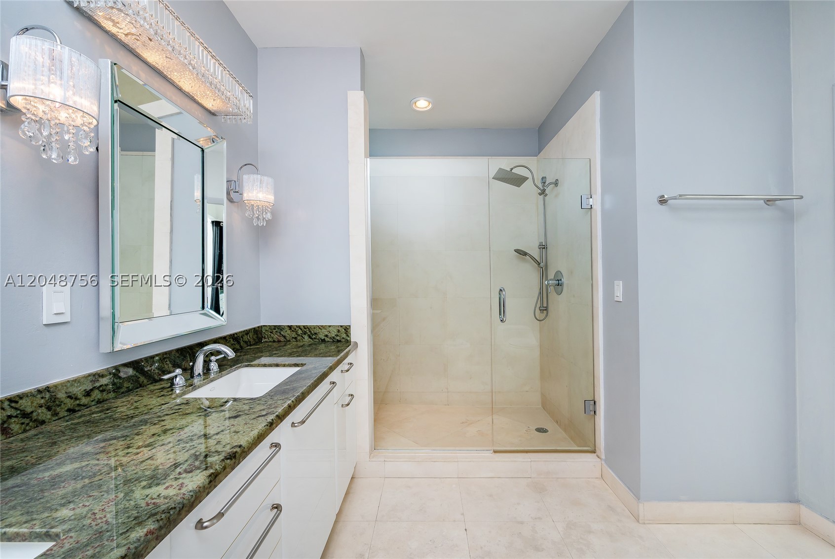 SPACE 01 CONDO - Residential Lease
