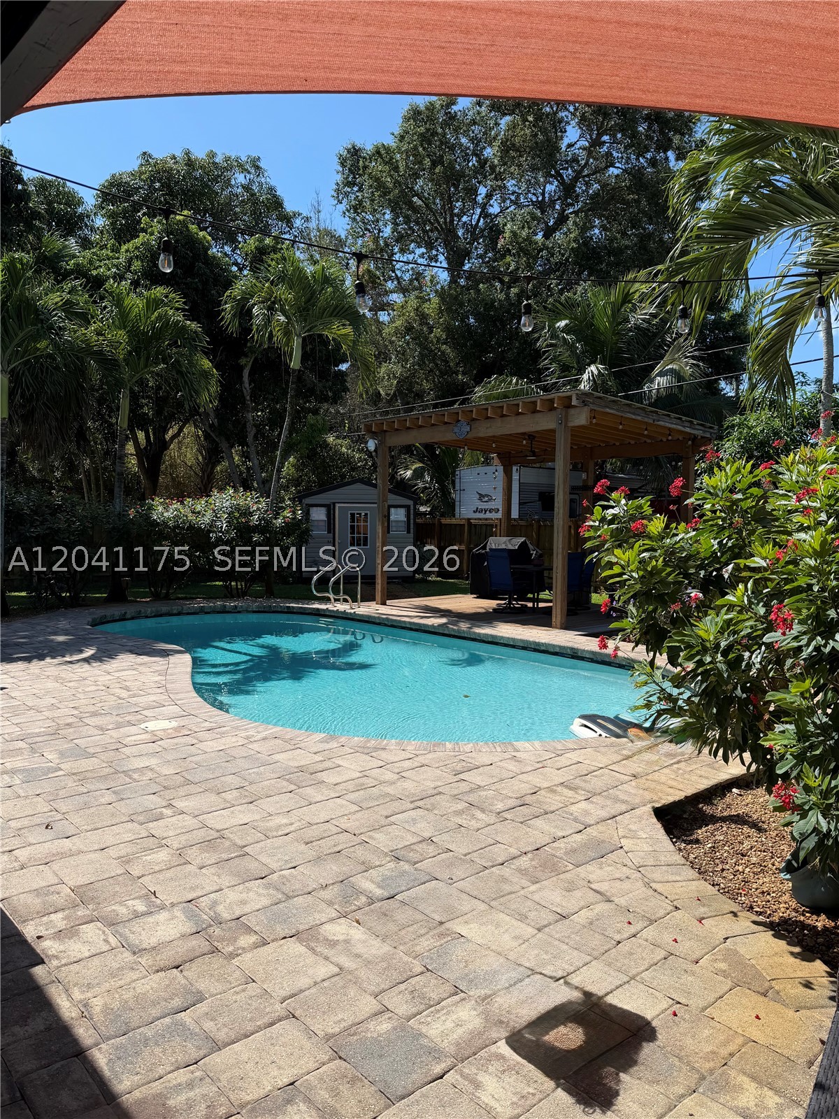 GILLCREST - Residential