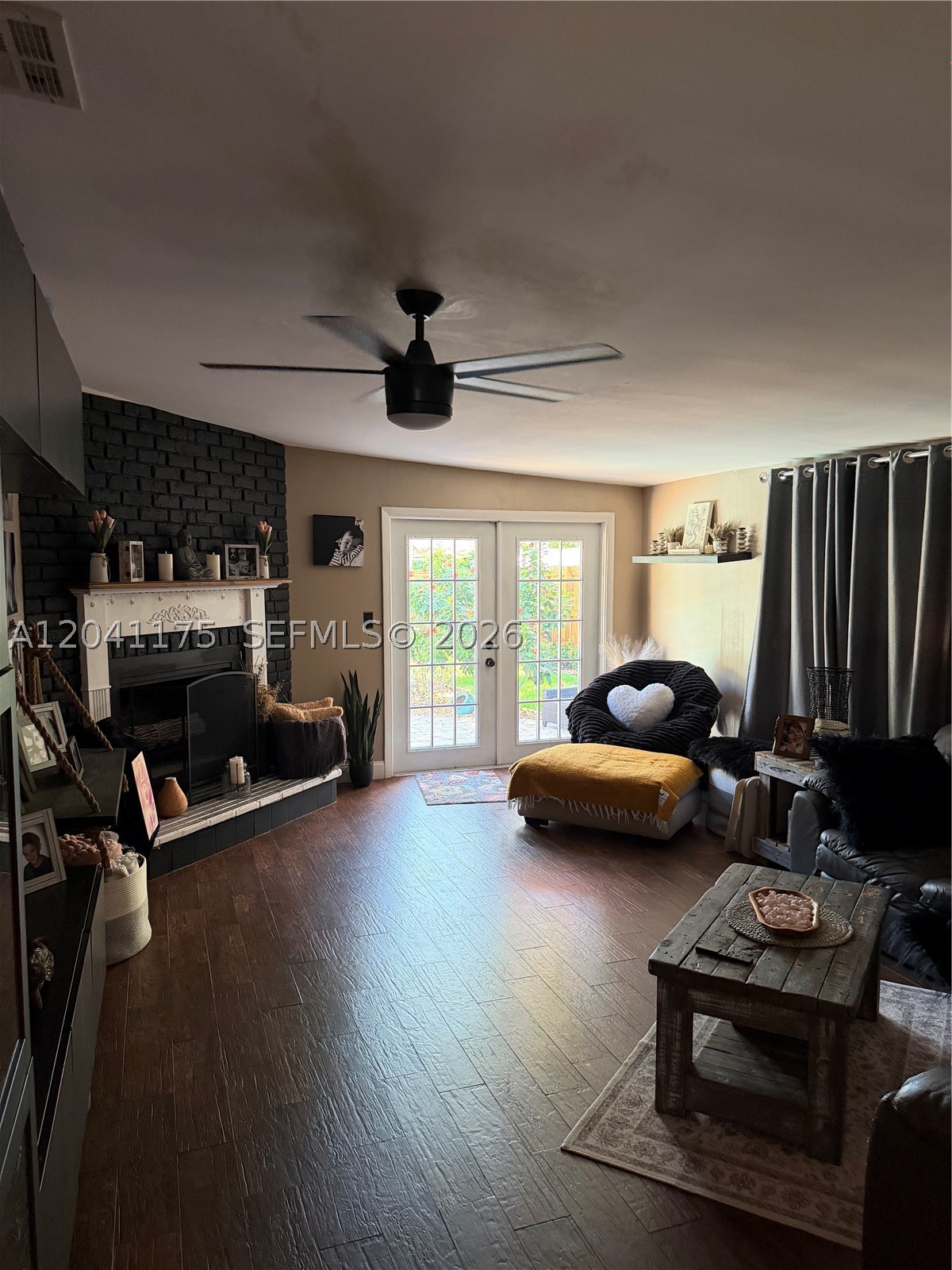 GILLCREST - Residential