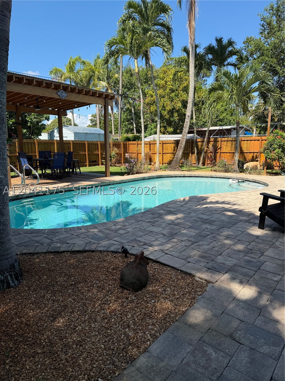 GILLCREST - Residential