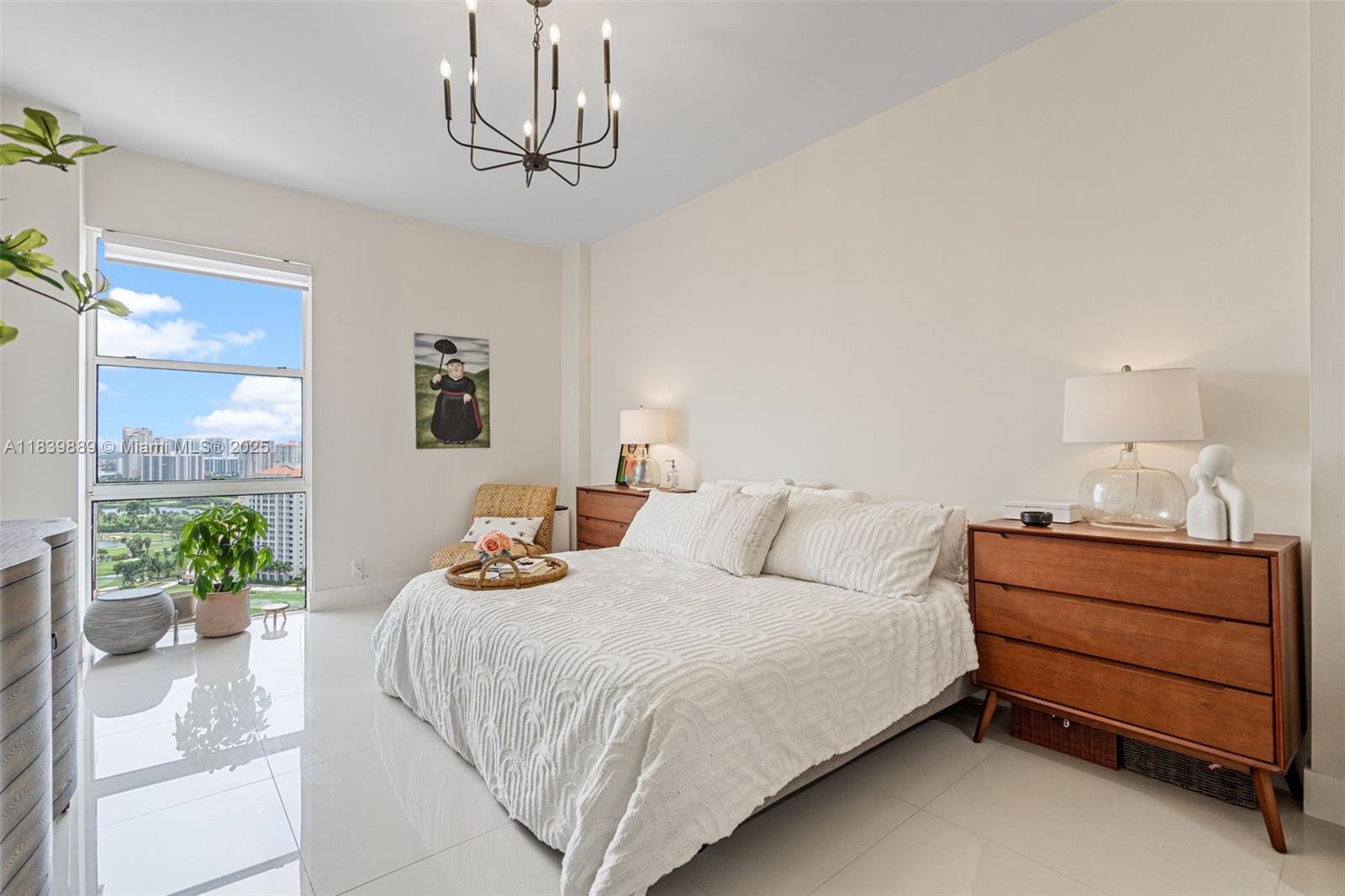CORONADO CONDO TOWER I - Residential