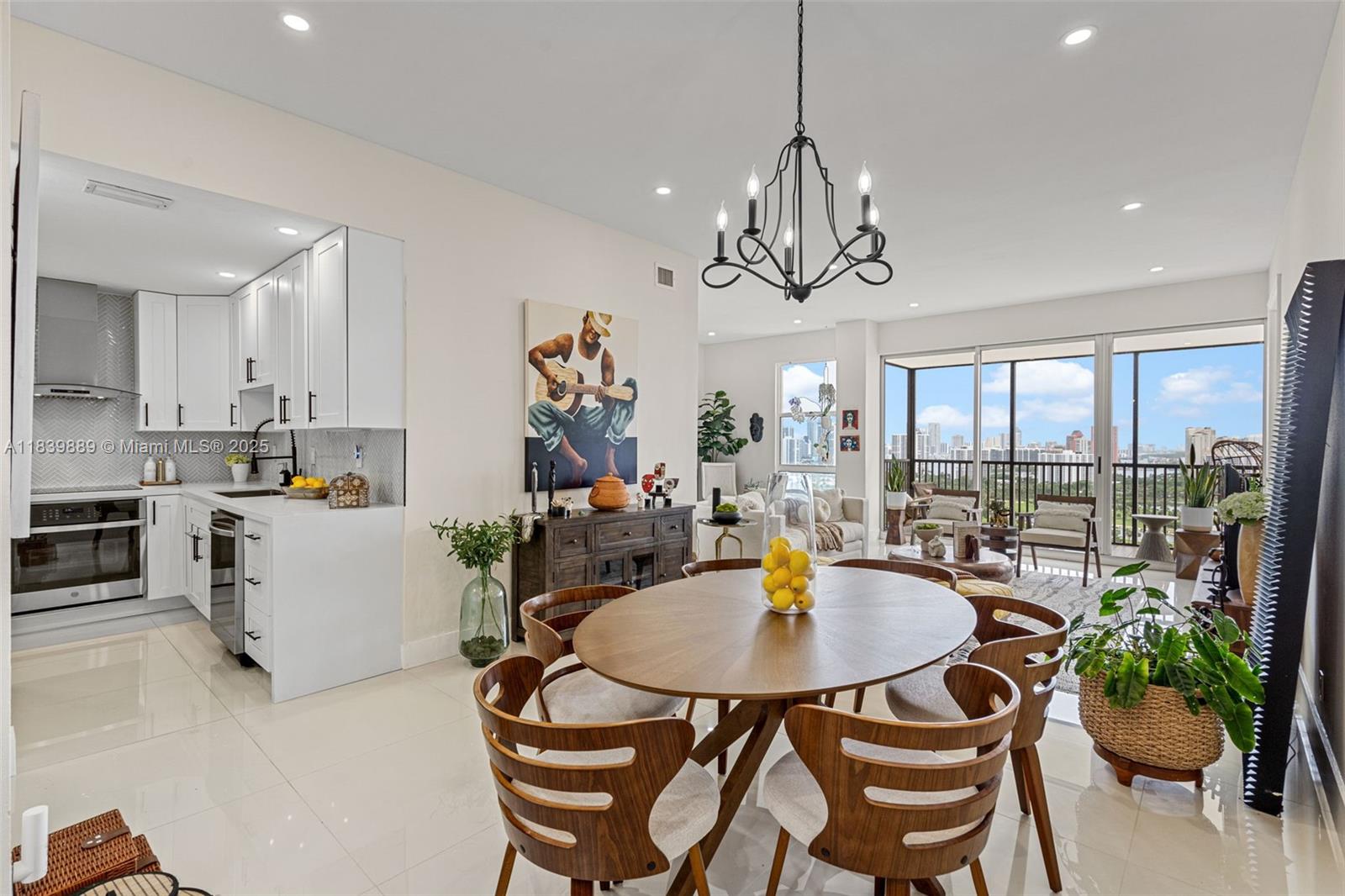 CORONADO CONDO TOWER I - Residential