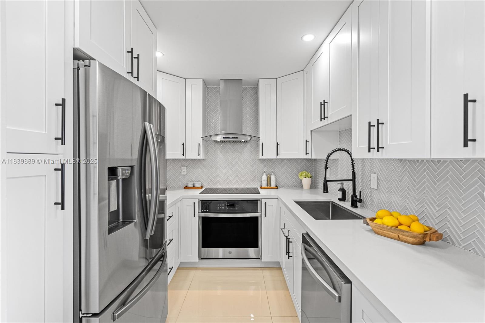 CORONADO CONDO TOWER I - Residential