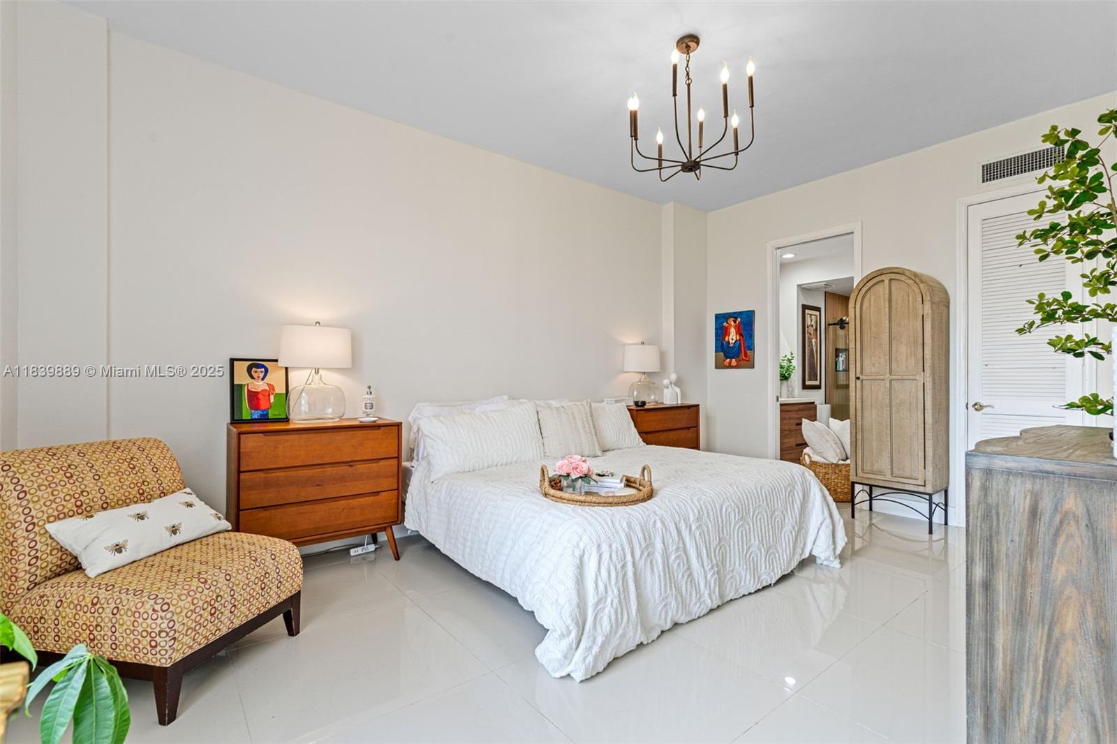 CORONADO CONDO TOWER I - Residential