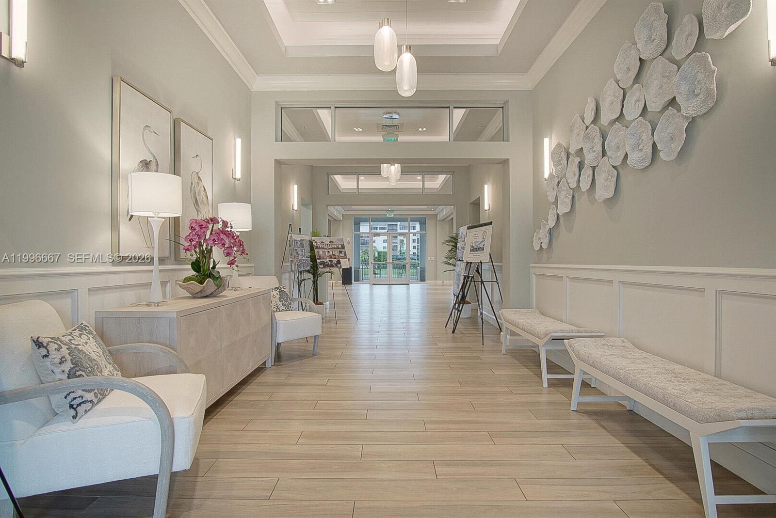 GOLF VILLAS - Residential