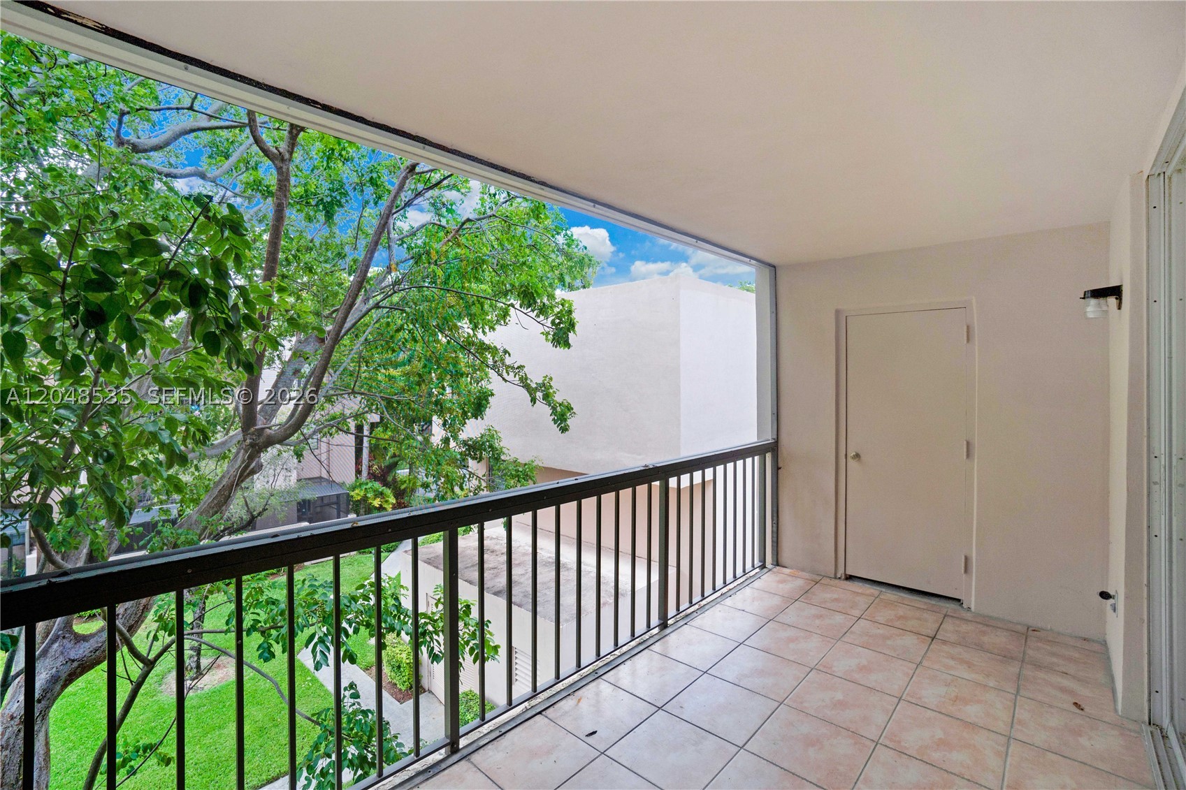 GARDEN OF KENDALL CONDO N - Residential