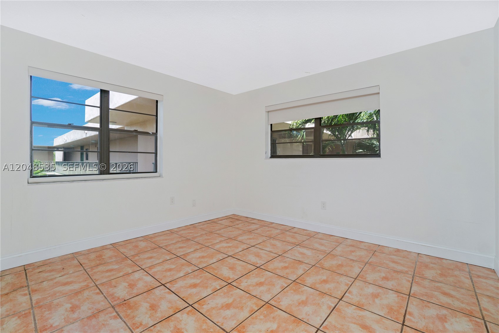GARDEN OF KENDALL CONDO N - Residential