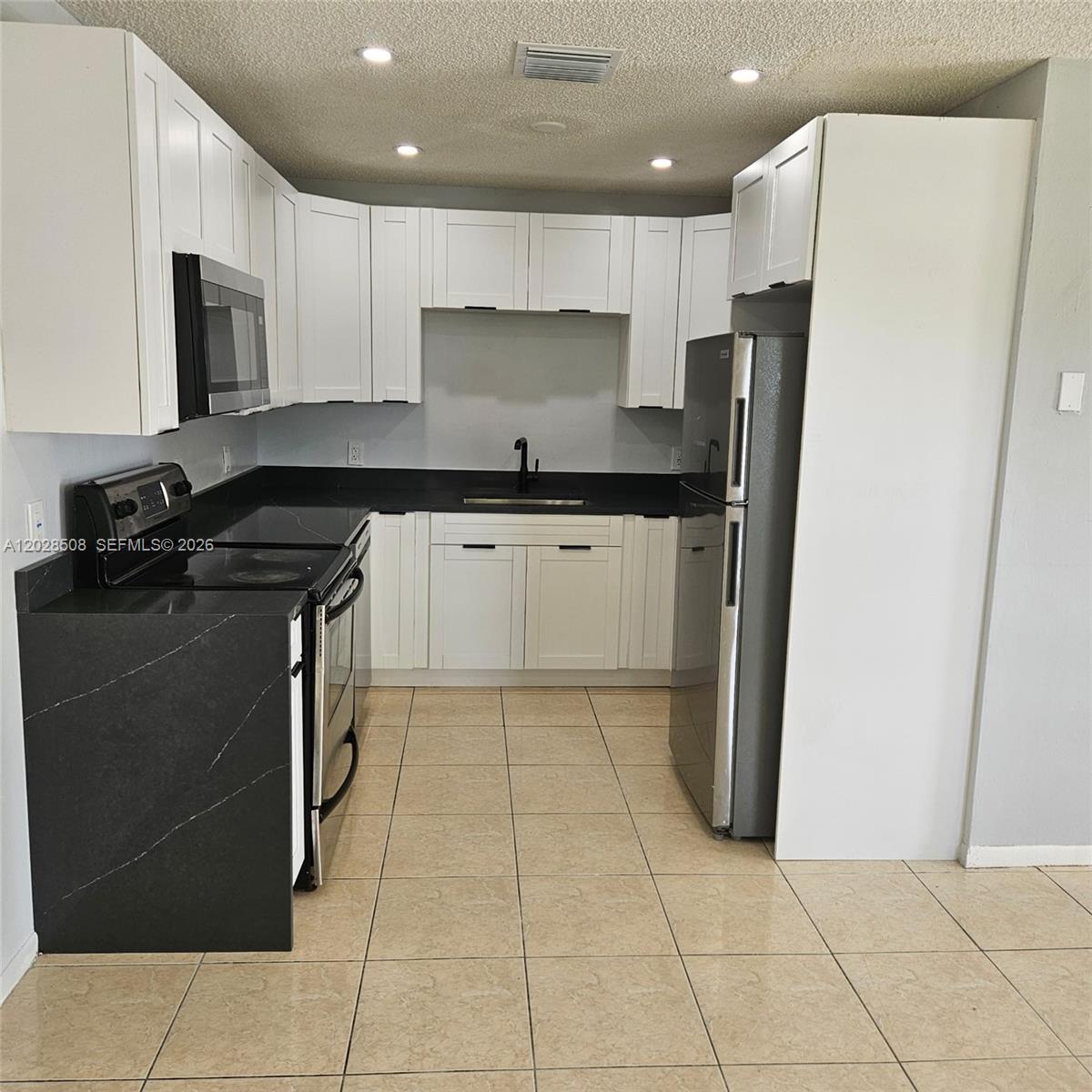 FOREST PARK 1ST ADDN - Residential Lease