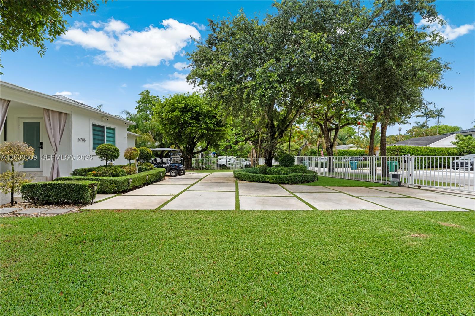 RIVIERA ESTS - Residential