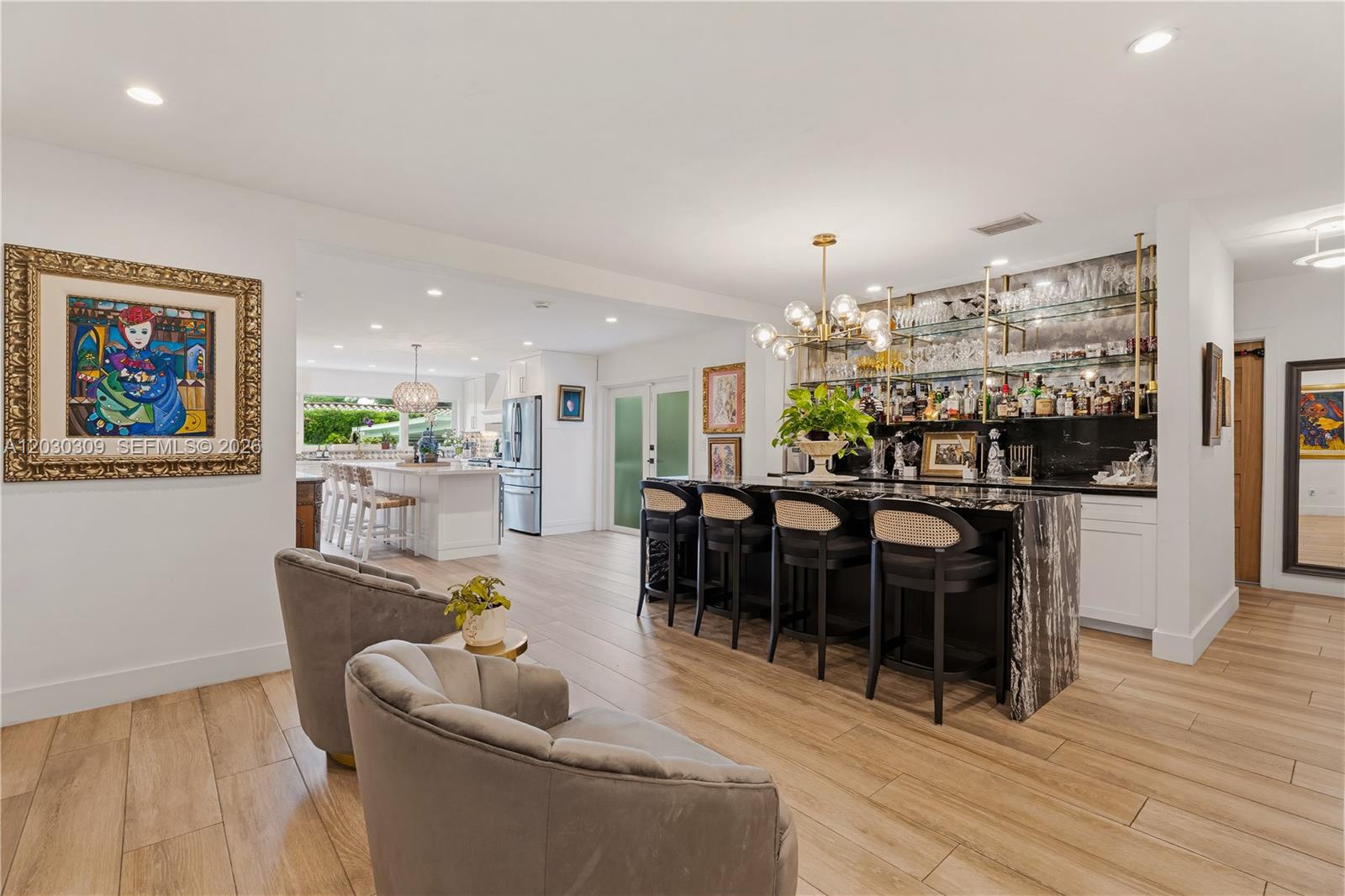 RIVIERA ESTS - Residential