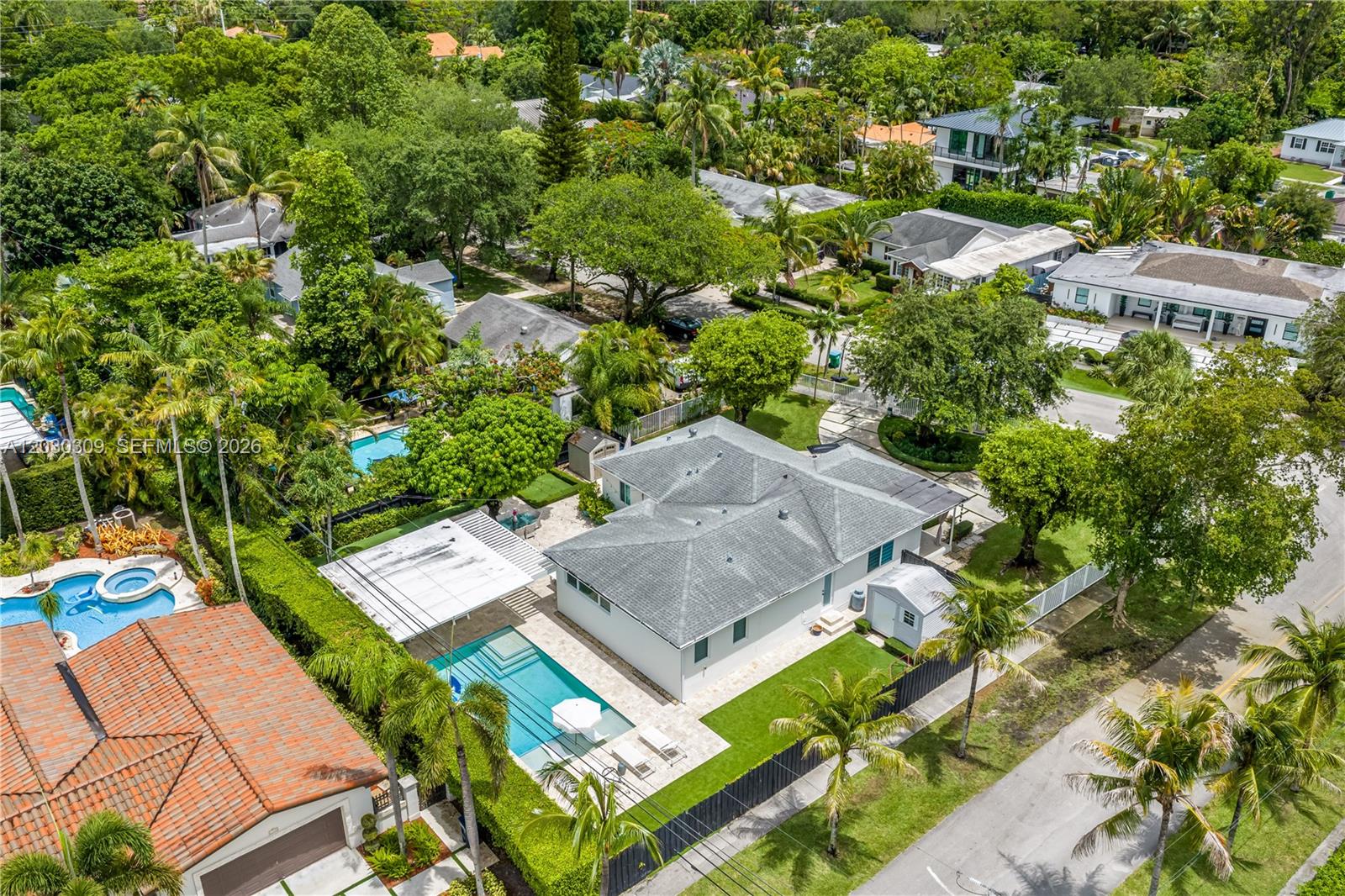 RIVIERA ESTS - Residential