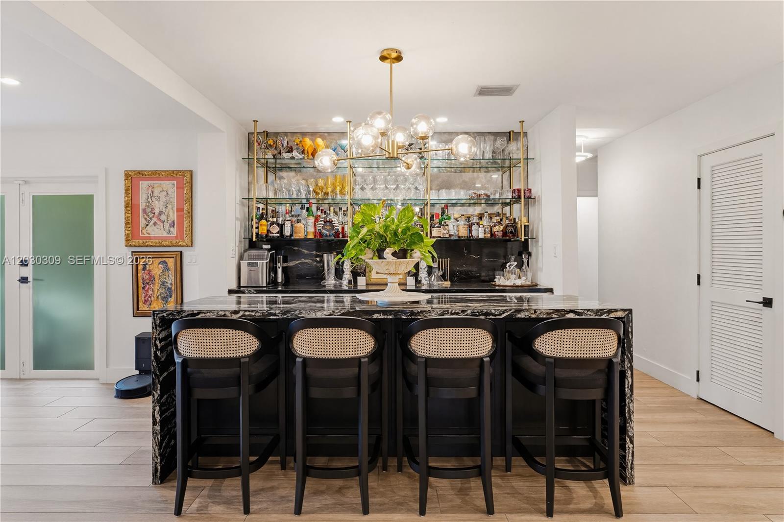 RIVIERA ESTS - Residential