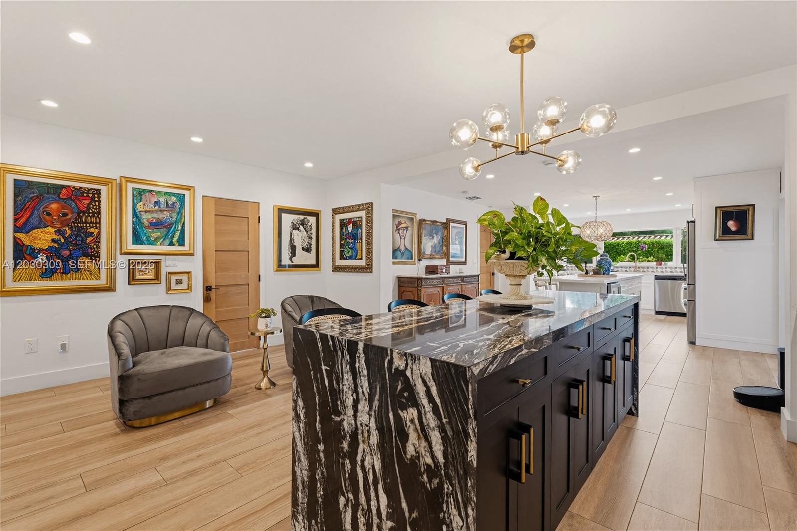 RIVIERA ESTS - Residential