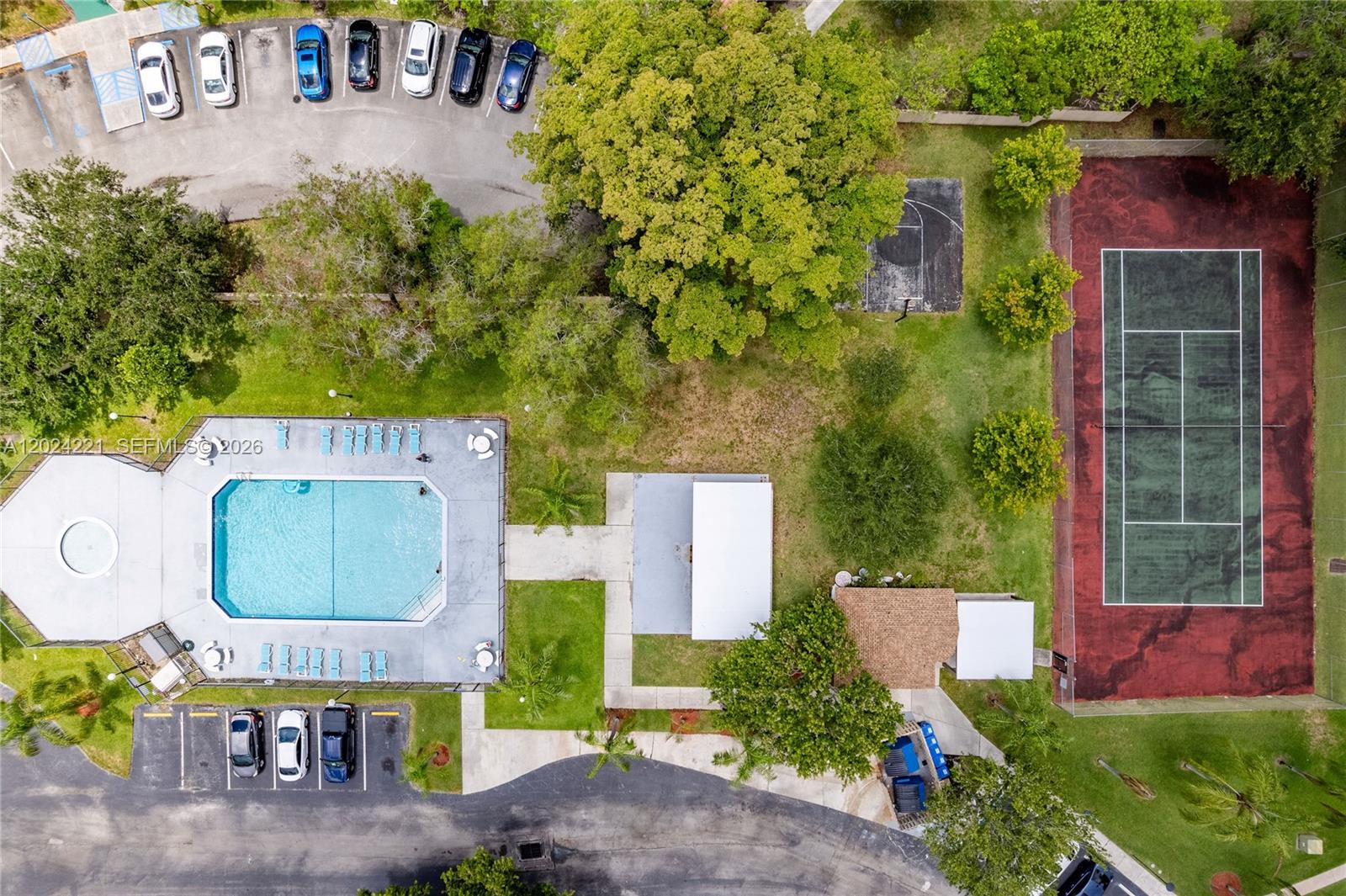 WELLEBY UNIT THIRTEEN - Residential