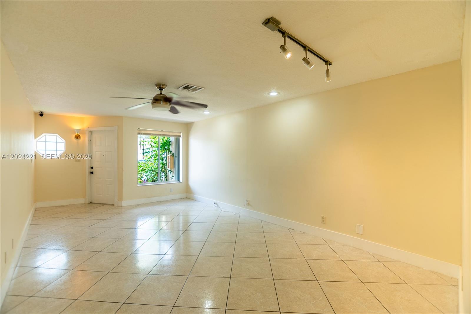 WELLEBY UNIT THIRTEEN - Residential