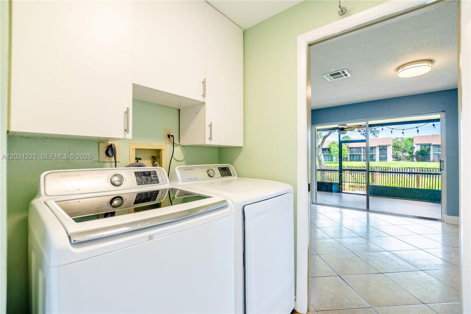 WELLEBY UNIT THIRTEEN - Residential