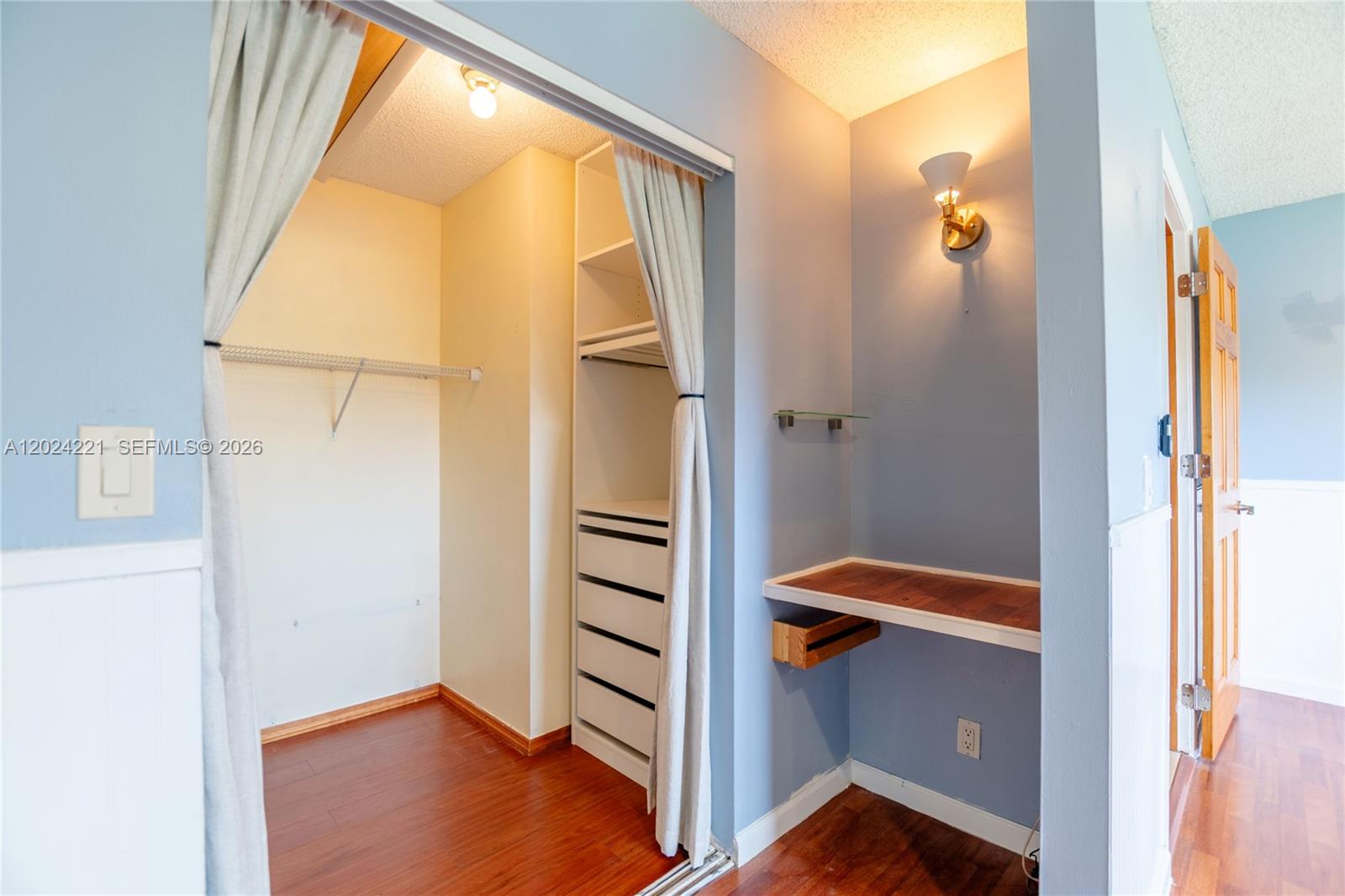 WELLEBY UNIT THIRTEEN - Residential