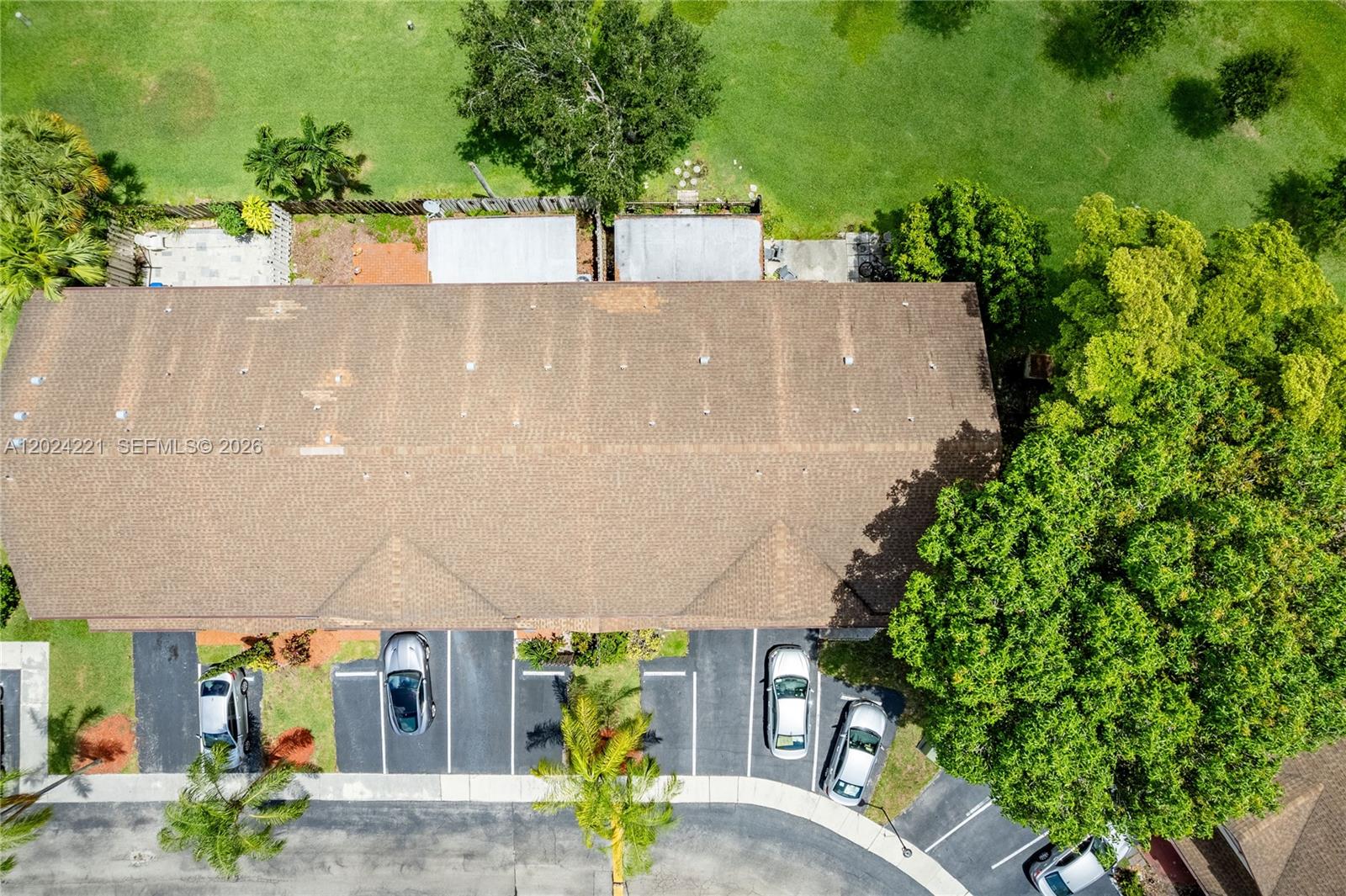 WELLEBY UNIT THIRTEEN - Residential