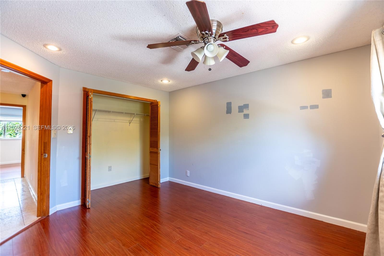 WELLEBY UNIT THIRTEEN - Residential