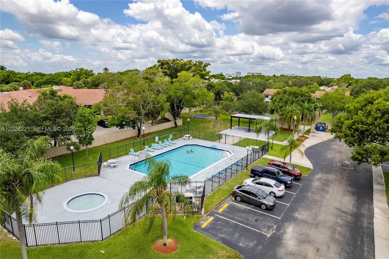WELLEBY UNIT THIRTEEN - Residential