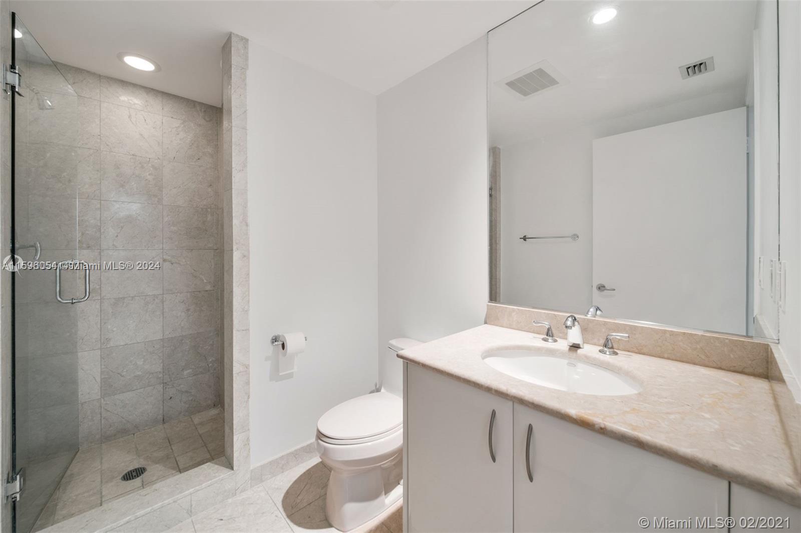 JADE RESIDENCES AT BRICKE - Residential Lease