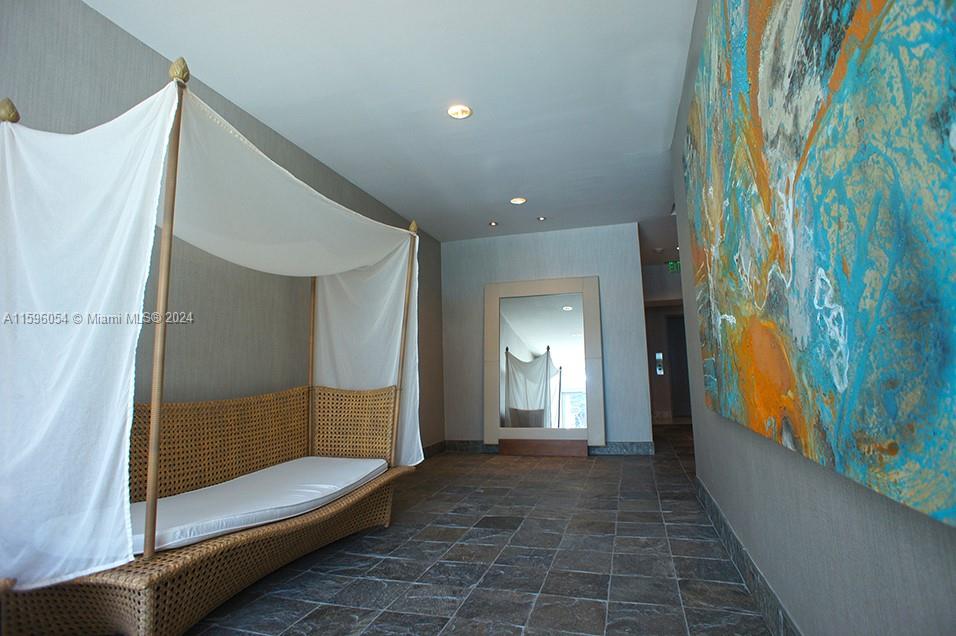 JADE RESIDENCES AT BRICKE - Residential Lease