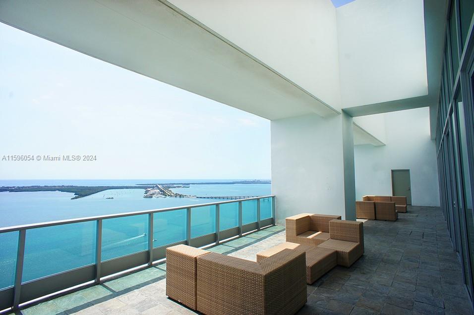 JADE RESIDENCES AT BRICKE - Residential Lease