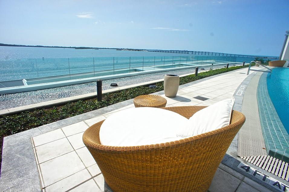 JADE RESIDENCES AT BRICKE - Residential Lease
